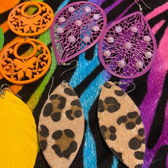 5 pairs earrings colorful! - Picture 3 of 3